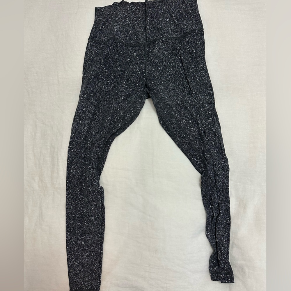 Lululemon align black and speckled 7’8th leggings